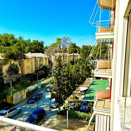 In Golem * Golem (Tirana)